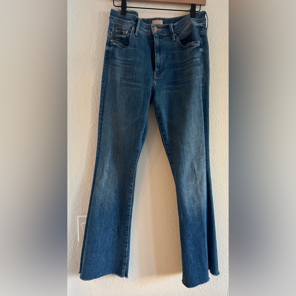 Mother The Weekender Fray Jean, size 30